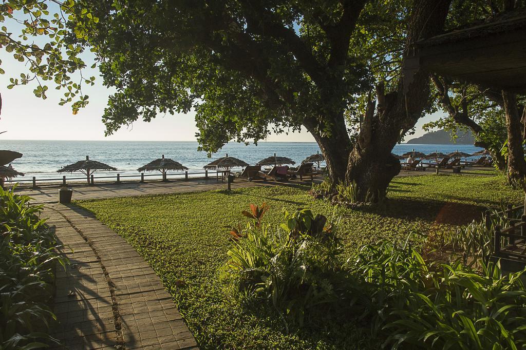 Thande Beach Hotel - Ngapali Beach Extérieur photo