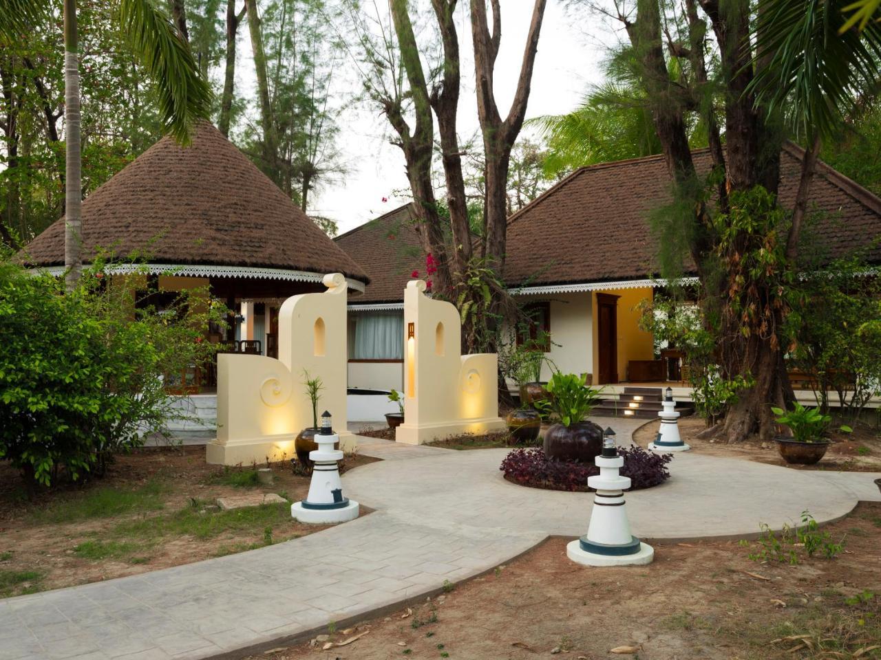 Thande Beach Hotel - Ngapali Beach Extérieur photo