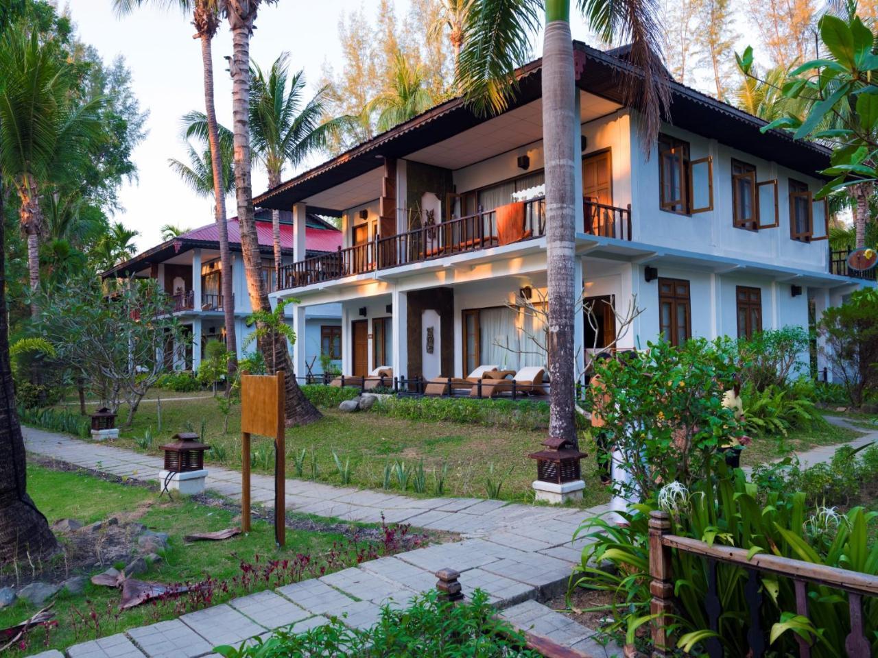 Thande Beach Hotel - Ngapali Beach Extérieur photo